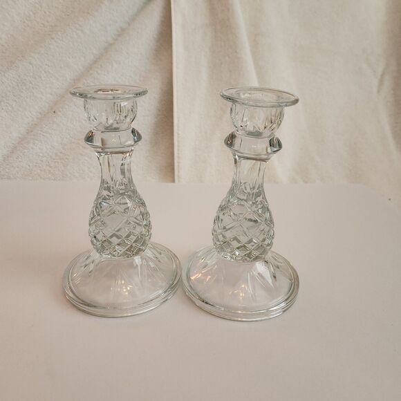 VINTAGE CRYSTAL CANDLESTICK HOLDER  PINEAPPLE STYLE PATTERN Excellent Condition - Picture 6 of 9